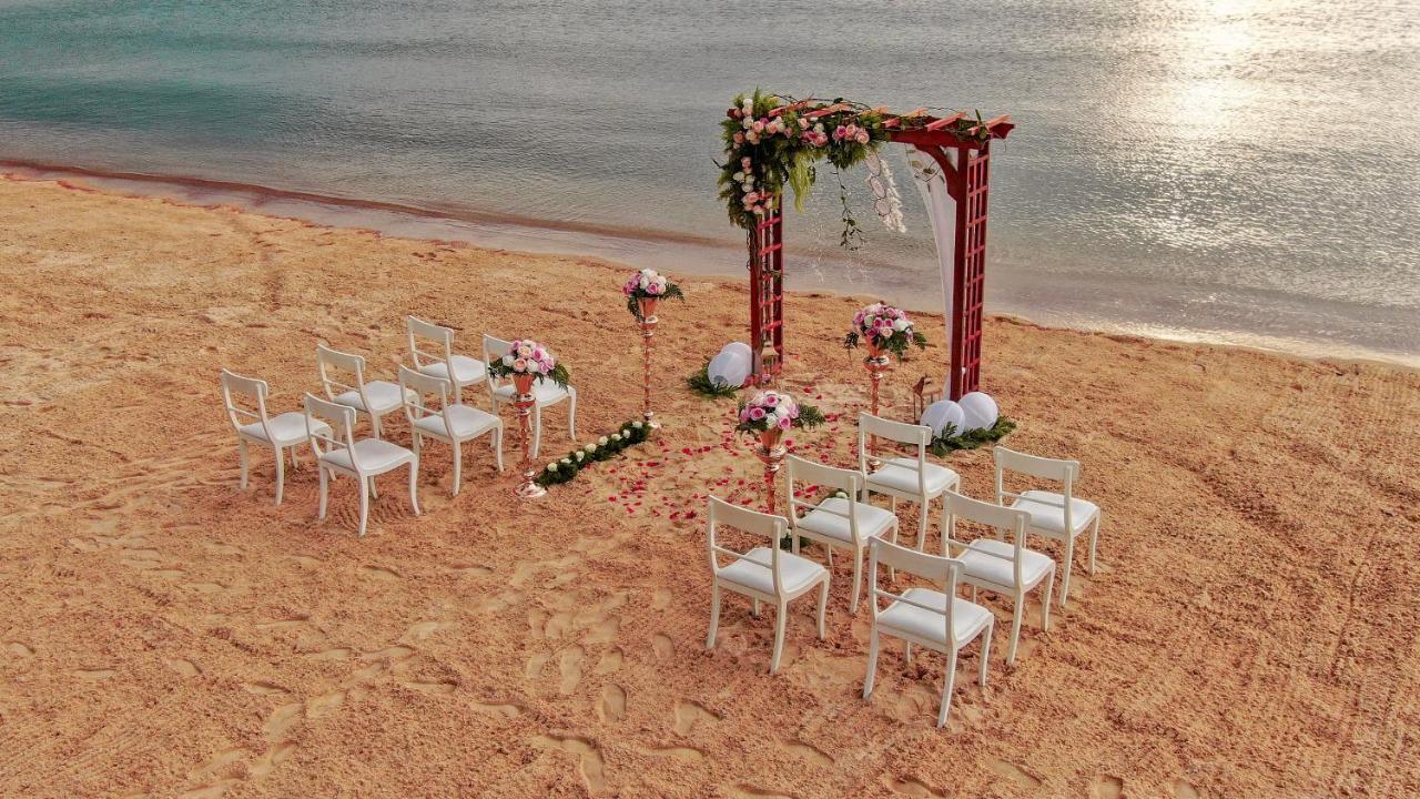 Pantai Indah Lagoi Bintan Exterior foto