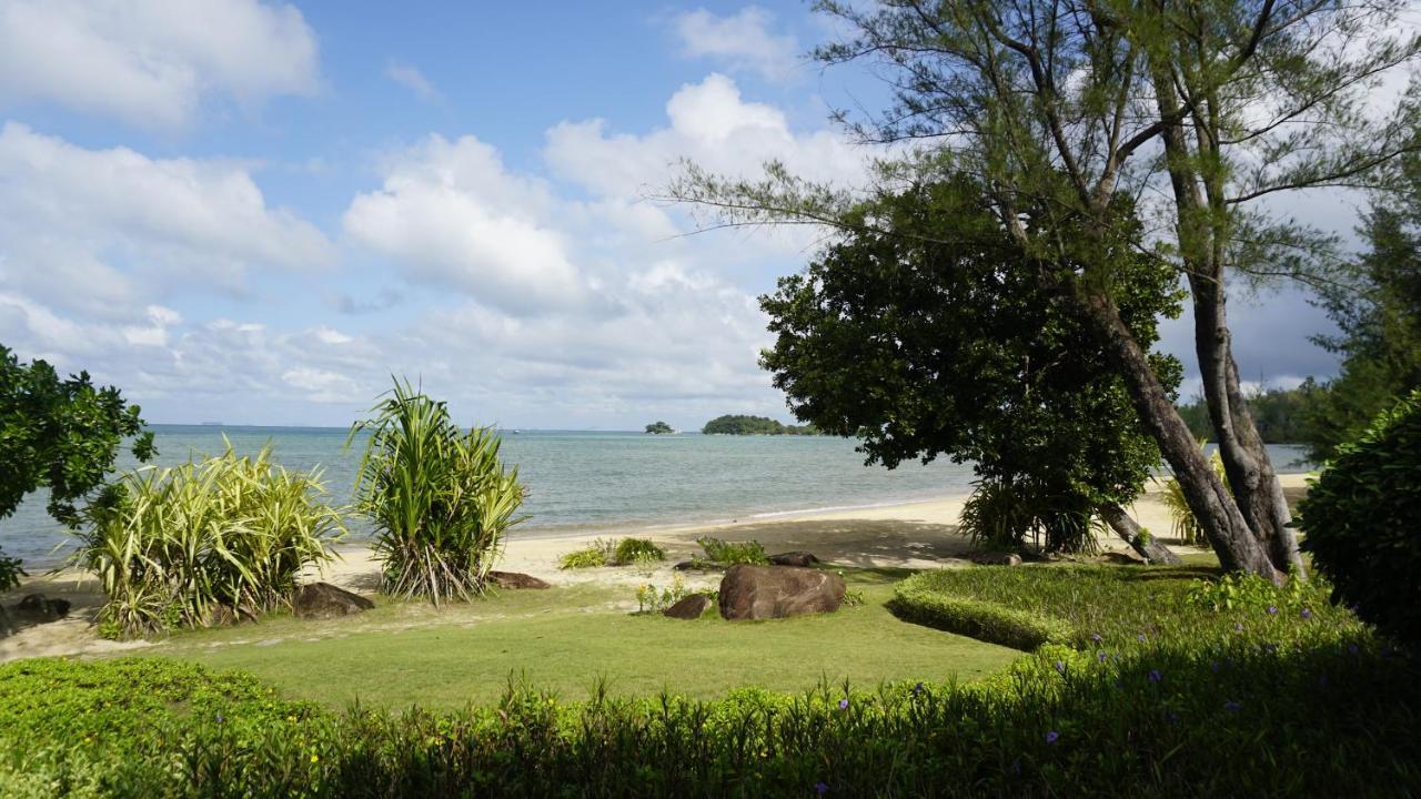 Pantai Indah Lagoi Bintan Exterior foto